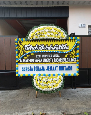 Papan Bunga Duka di Sungai Ning