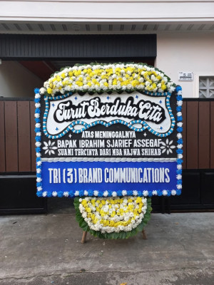 Papan Bunga Duka di Sungai Ning